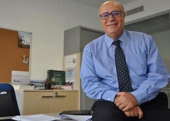 Pas de reprise de l'&eacute;conomie sans retour au travail, estime Abbassi