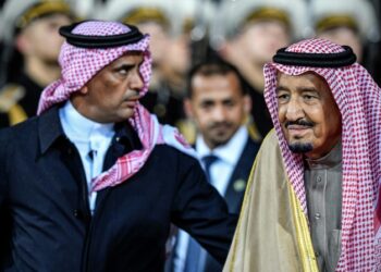Le Roi Salman &agrave; Tunis : 8 &eacute;mirs, 1000 accompagnateurs et une flotte d&rsquo;avions !