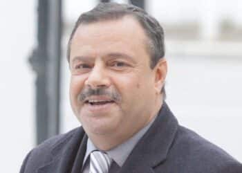 Apr&egrave;s Salma Baccar, Samir Taieb quitte Al Massar