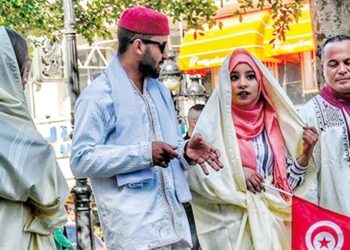 La pr&eacute;sidence du gouvernement appelle ses agents &agrave; porter des habits traditionnels lundi prochain