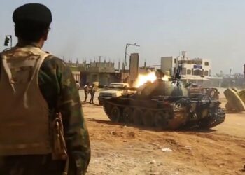 La Tunisie se d&eacute;m&egrave;ne pour faire cesser les combats en Libye