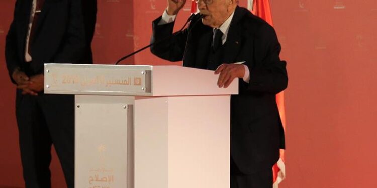 Nidaa Tounes : B&eacute;ji Caid Essebsi demande la lev&eacute;e du gel de Youssef Chahed
