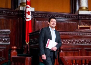 Dahmeni : "Chahed a &eacute;t&eacute; priv&eacute; de son droit de s'adresser aux Tunisiens"