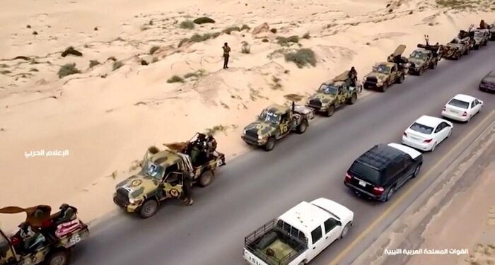 Le flux des Libyens fuyant les affrontements inquiète la Tunisie