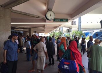 La gr&egrave;ve &agrave; la SNCFT et l'arr&ecirc;t des trains enragent les citoyens !