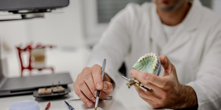 Tunisie : Les prothèses dentaires désormais prises en charge par la CNAM