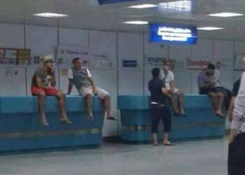 Omar Mansour : "Tunis-Carthage s&rsquo;est transform&eacute; en station de transport terrestre"