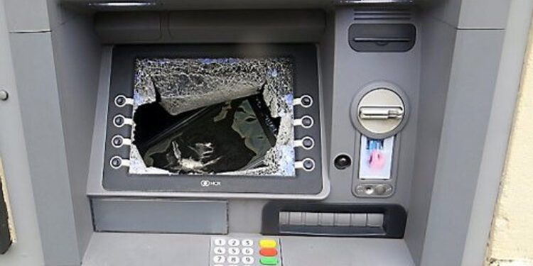Six distributeurs bancaires vandalisés à Kasserine