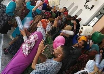 Le siège du gouvernorat de Sidi Bouzid bloqué par des manifestants en colère