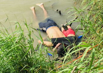 Photo choc : Un migrant clandestin et sa fille noyés dans le Rio Grande
