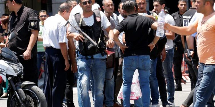 "Tandis que j'agonise" par Hatem Bourial