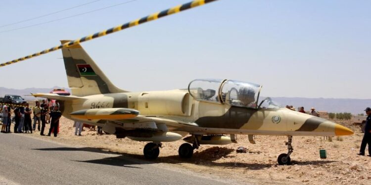 Avion libyen à Médenine : Fuyant la guerre, le pilote aurait fait défection