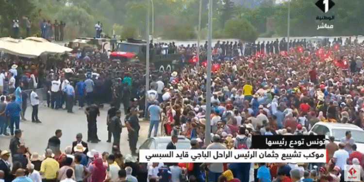 Les Tunisiens ont fait leurs adieux à Beji Caid Essebsi