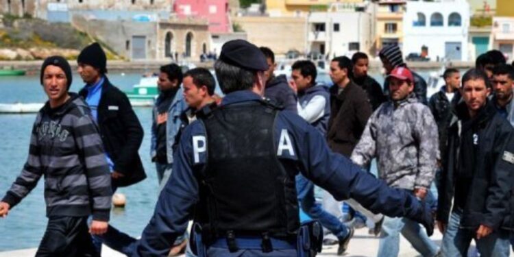 Migration irrégulière : Plus de mille Tunisiens ont gagné l'Italie et l'Espagne