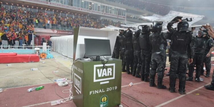 Composition du jury disciplinaire de la CAF devant statuer sur l'affaire EST-WAC