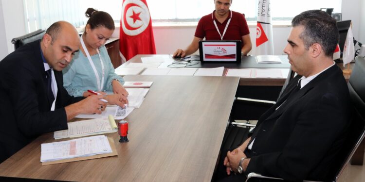 Présidentielle : 15 dossiers de candidature déposés en 3 jours