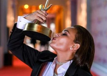 Hend Sabry remporte l'Etoile de la Meilleure actrice au Festival du Film d'El Gouna