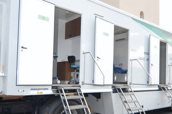 Sakiet Sidi Youssef accueille une caravane médicale tuniso-algérienne