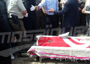 Kamel Morjane et Hichem Fourati aux funérailles du martyr Nejib Cherni