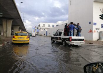 Pluies diluviennes : Le Grand-Tunis paralysé