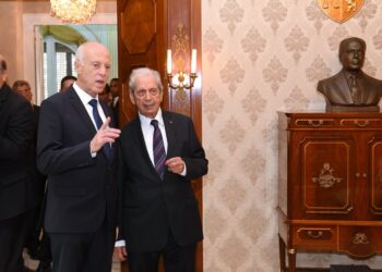 Ennaceur : "La passation harmonieuse de pouvoirs ‎est un signe de stabilité"