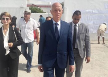 Aussitôt élu, la municipalité embellit les environs de la maison de Saied