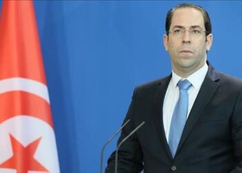 Lobbying : Youssef Chahed va porter plainte contre Nabil Karoui