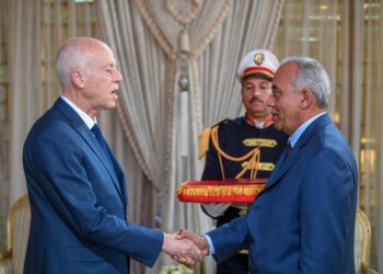 Ennahdha persiste : Jomli est indépendant !
