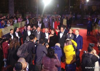 Faut-il garder ou supprimer le tapis rouge des JCC ?