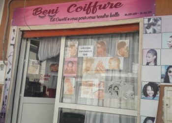 Tendance : Une coupe afro? C'est par ici à Bhar Lazreg!