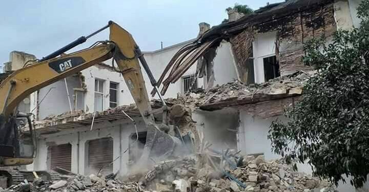 Jendouba en état de choc après la destruction de son hôtel de ville.