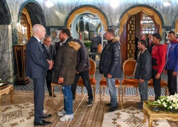 Kais Saied reçoit un autre groupe de jeunes chômeurs