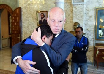 Kais Said reçoit un groupe de jeunes chômeurs