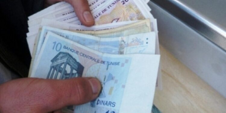 Les Tunisiens font face au taux de pression fiscale le plus élevé en Afrique
