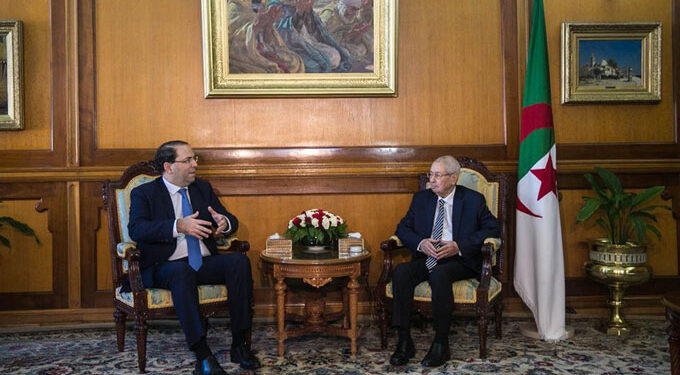 Youssef Chahed en Algérie pour préparer la prochaine visite de Kais Saied