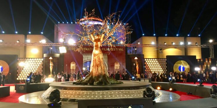 Des spectateurs de plus en plus nombreux pour le Festival International du Film du Caire