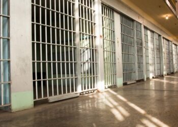 Une première : Un guide pour les droits des détenus sera distribué dans toutes les prisons