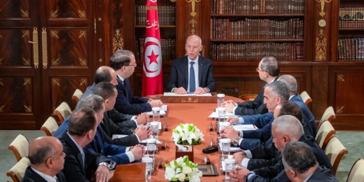 Réunion sécuritaire : La révision de la législation de l'état d'urgence au menu