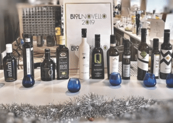 L’huile d’olive tunisienne " Triomphe Thuccabor " médaillée d’or en Italie