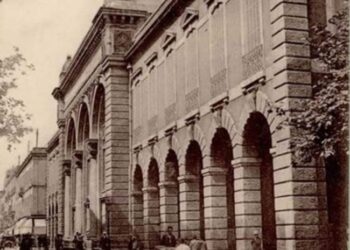 Un édifice remarquable : Inoubliable grande Poste de Tunis