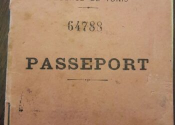 Curiosité : A quoi ressemblaient nos passeports en 1952 ?