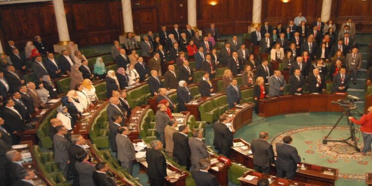 Ces populistes qui se lâchent au Parlement