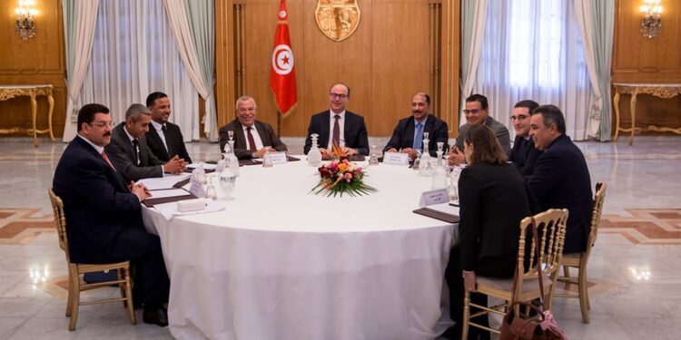 Gouvernement Fakhfakh : 28 ministères et neutralité des portefeuilles régaliens