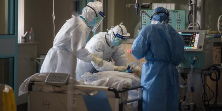 Coronavirus : Plus de 4 millions de cas et 275.000 décès dans le monde