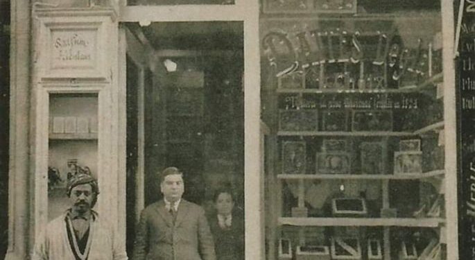 Nostalgies : Chez Zeitoun, le roi des dattes farcies