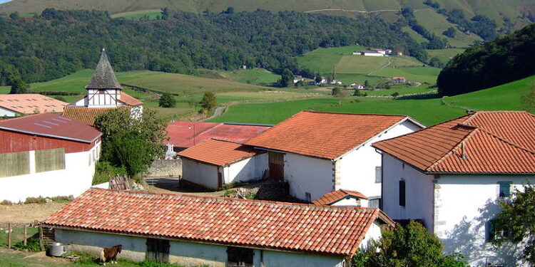 Cousins phonétiques : Connaissez-vous le village français de Gamarthe ?