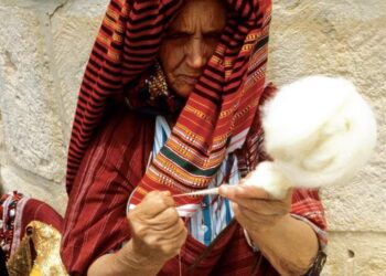 Hors du temps : La fileuse de Ridha Zili