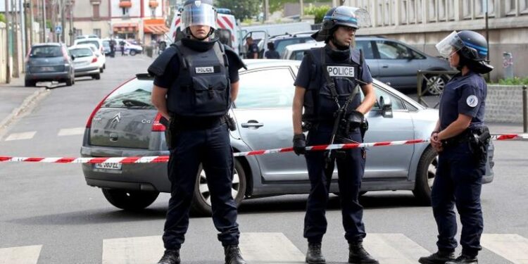 Paris : Attaque au couteau près des anciens locaux de Charlie Hebdo