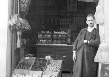 Nostalgies : Un épicier dans toute sa tradition