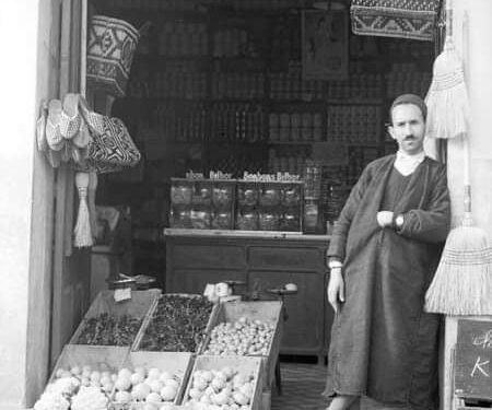 Nostalgies : Un épicier dans toute sa tradition